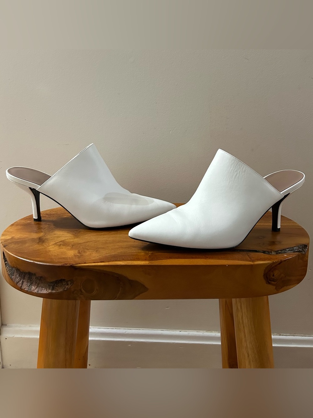 DVF Diane von Furstenberg Mikaila White Heels Size 9 With Box